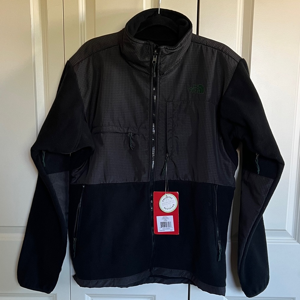 The North Face Men's Black and Gray Performance Jacket